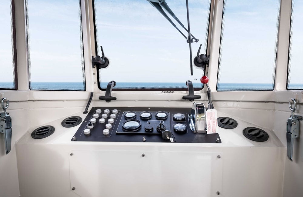 1000x650-portfolio-iboat-cabin